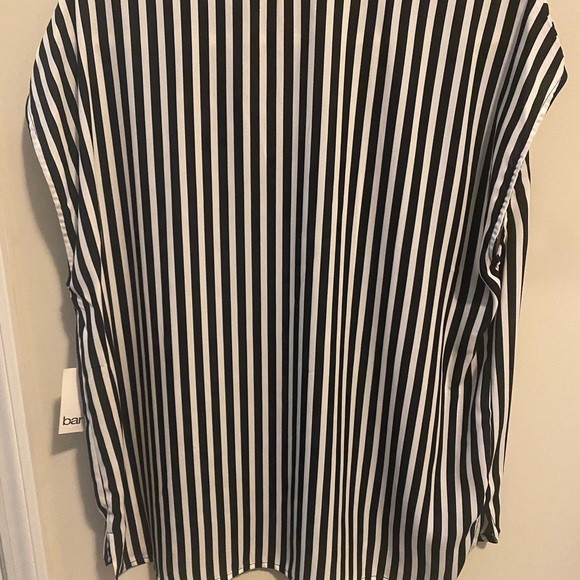 Bar III Tie Front Top- Brand New! - Picture 6 of 7